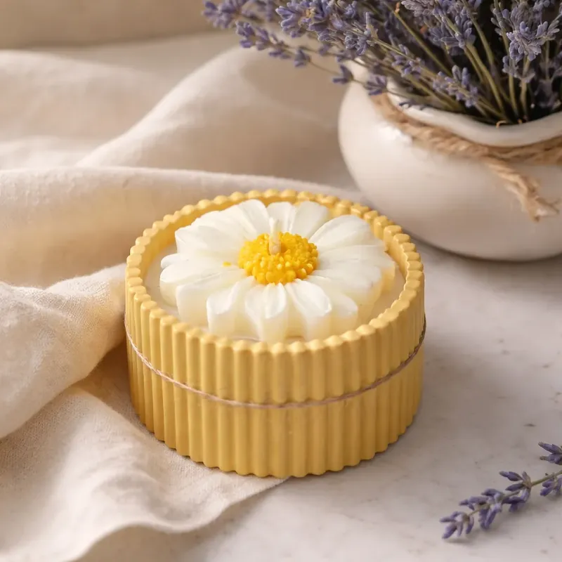 Lira Candles